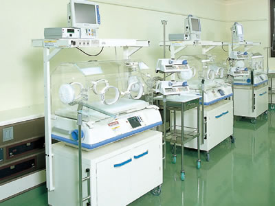 NICU（新生児集中治療室）